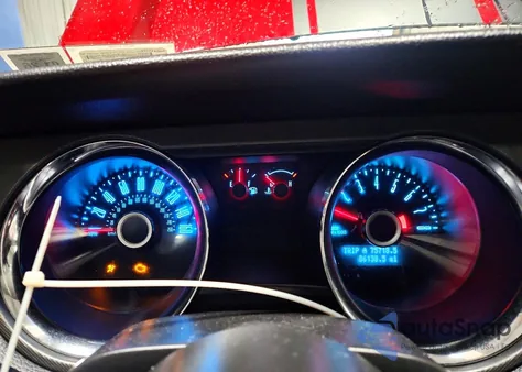 2014 Ford Mustang Gt z USA, uszkodzony, nr VIN 1ZVBP8CF4E5325650